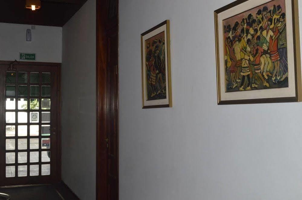 Hotel Antares Montevideu Exterior foto